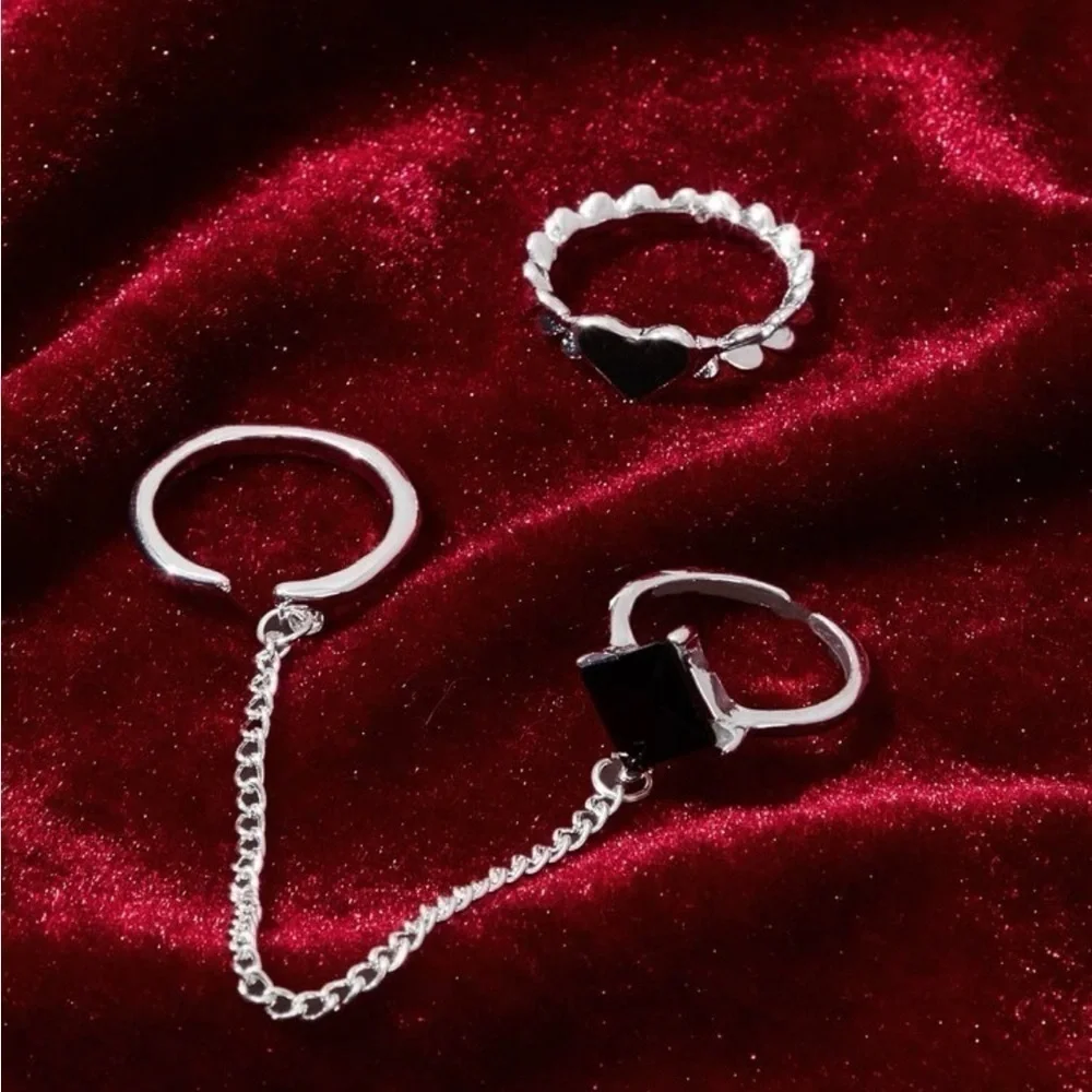 Silver 2pc Heart Chain Ring Set